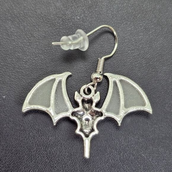 ๐ Gothic Bat Earrings that Glow (NWOT) - Picture 3 of 6